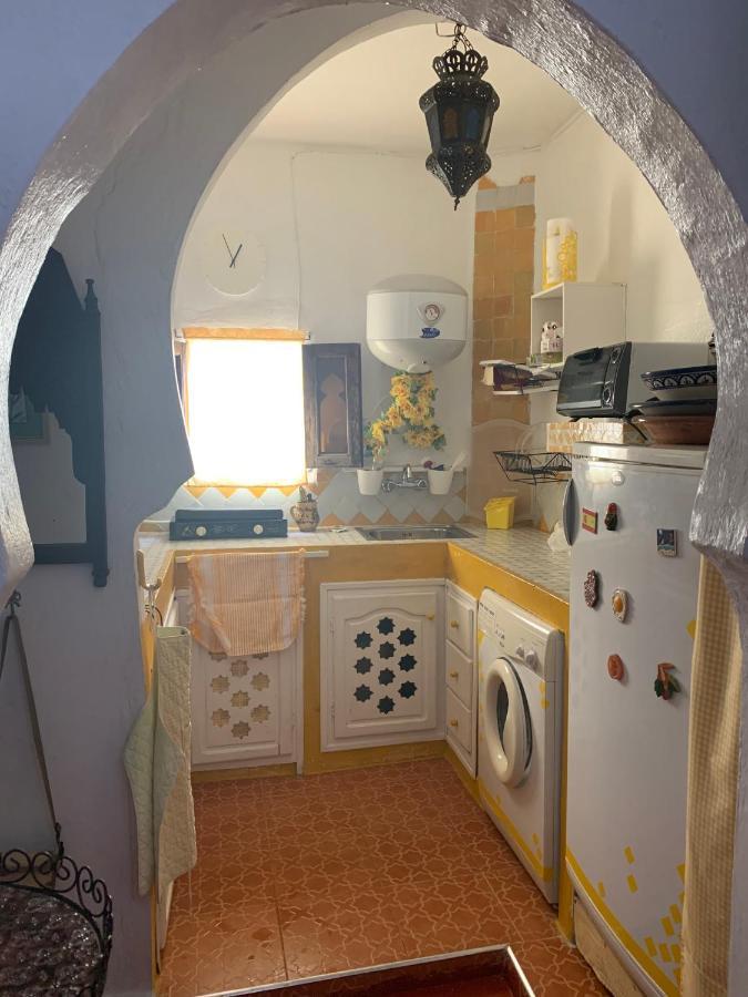 Hathor ,Casa Marroqui Con Dos Terrazas En La Medina Antigua , Ideal Parejas!! Wifi!! 艾西拉 外观 照片
